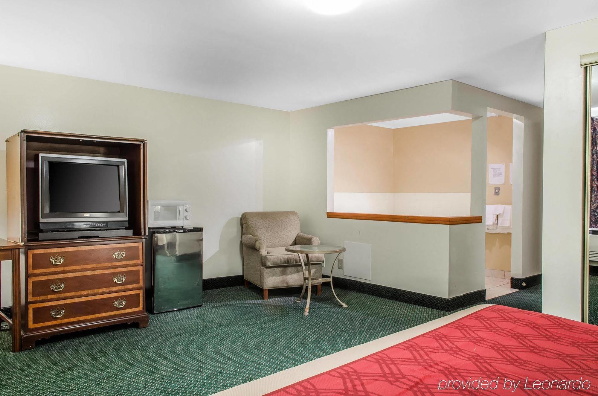 Econo Lodge Inn & Suites Denver Exterior foto